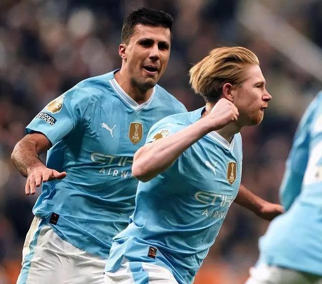 开云app官方下载 - 德布劳内回归赛场,败北首场状态亮眼,切尔西观众沸腾!